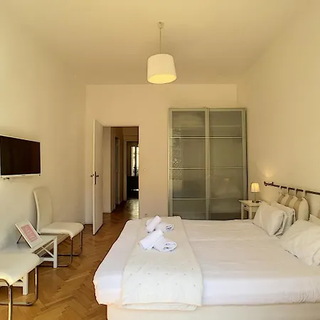 Nestor&jeeves - Provence Terrasse - - By Sea - South Terrace Appartement