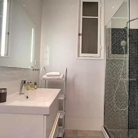 Nestor&jeeves - Provence Terrasse - - By Sea - South Terrace Appartement *
